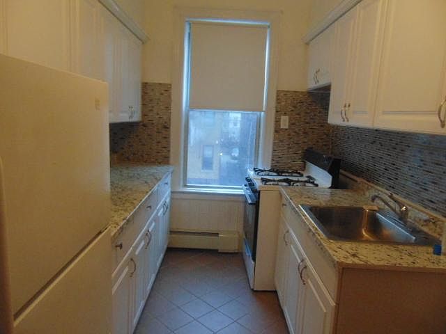 2nd image of 2756 Barnes Ave APT 2F