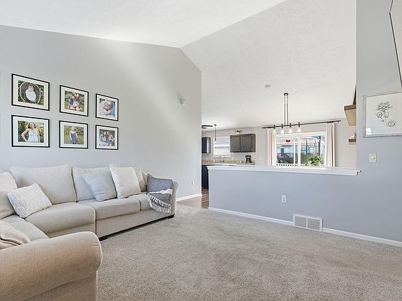 4th image of 7036 Cornerstone Dr SE