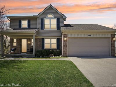 4055 Highview Ct, Waterford, MI, 48329
