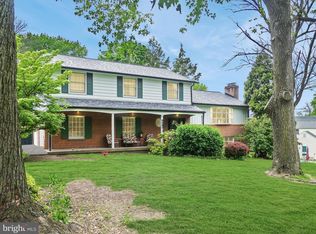 1416 Sleepy Hollow Rd, York, PA 17403