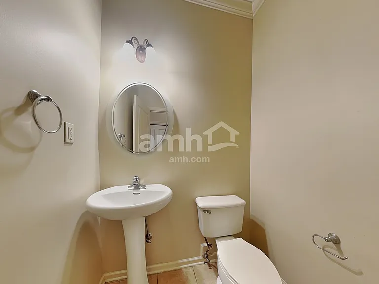 1523 Bailey Park Ln — Photo 8