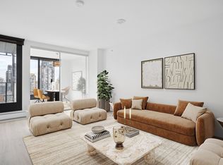 1133 Hornby St #1502, Vancouver, BC V6Z 1W1