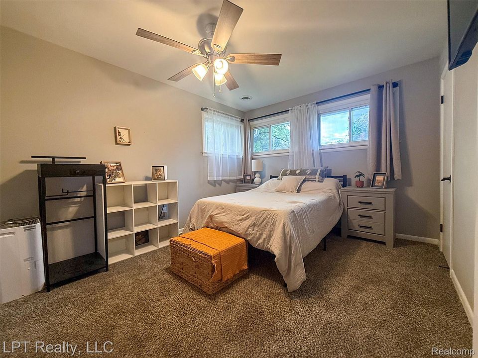 21600 Holly St, photo 21