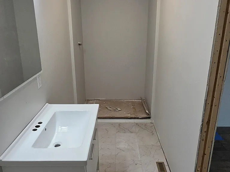 1017 Greene St — Photo 5