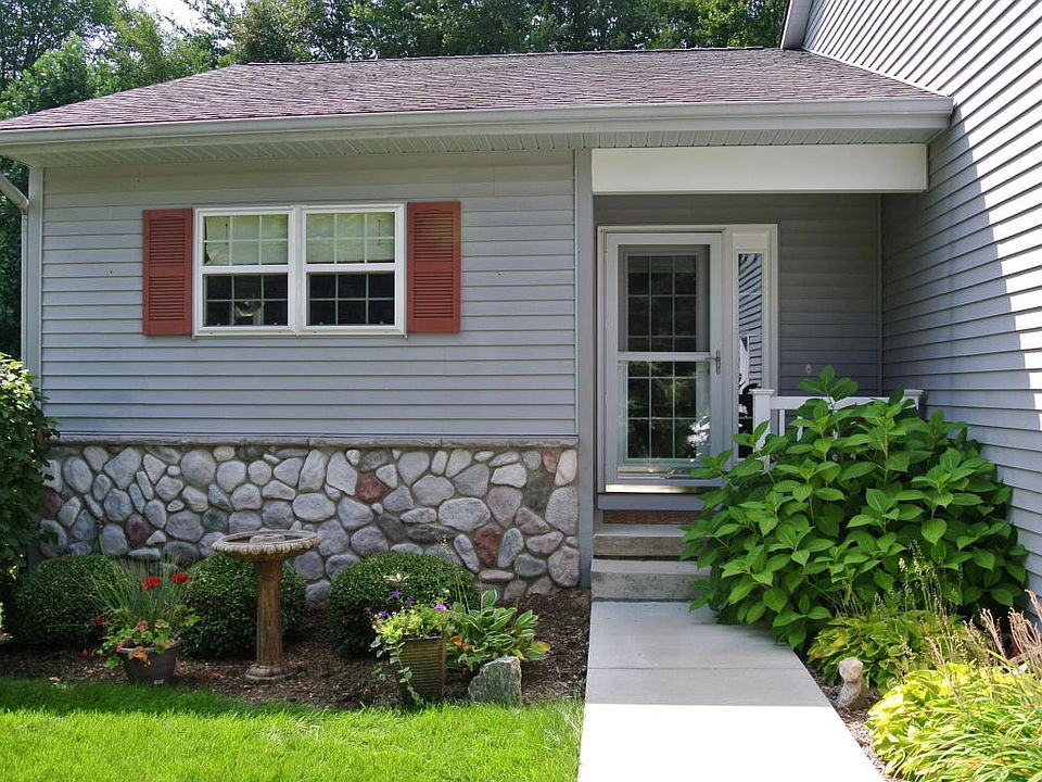 1st image of 6690 Green Valley Ct SE #23