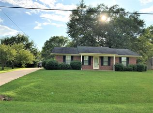 757 N Jefferson St, Houston, MS 38851