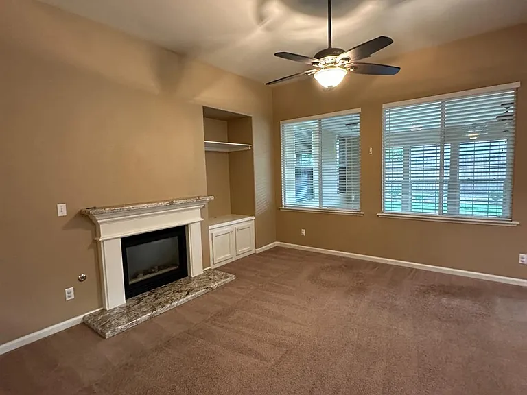 2688 E Omaha Ave — Photo 4