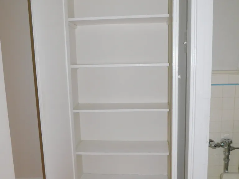 429 Linden Ave #J2 — Photo 8