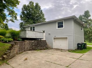 5356 Fishcreek Rd, Stow, OH 44224