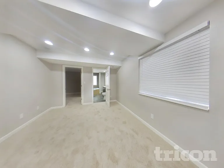 3750 S Quemoy Way — Photo 12