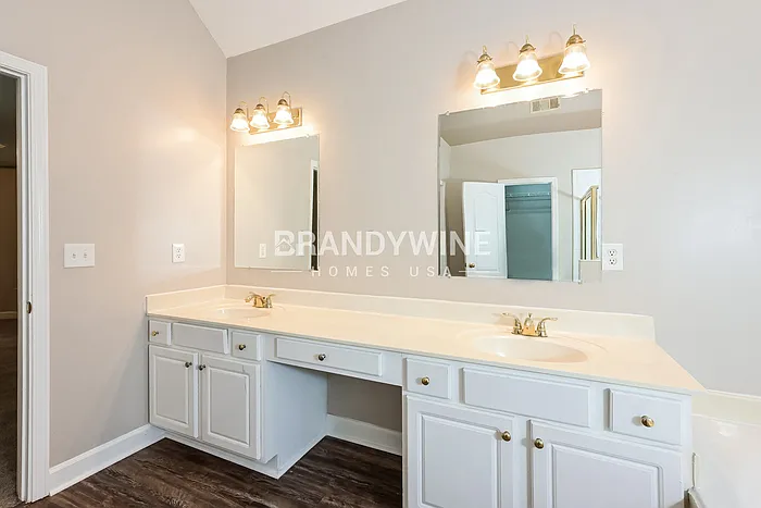 850 Malvern Blvd — Photo 13