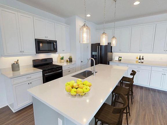 Weslyn Park - Berkeley II Interior Image 1