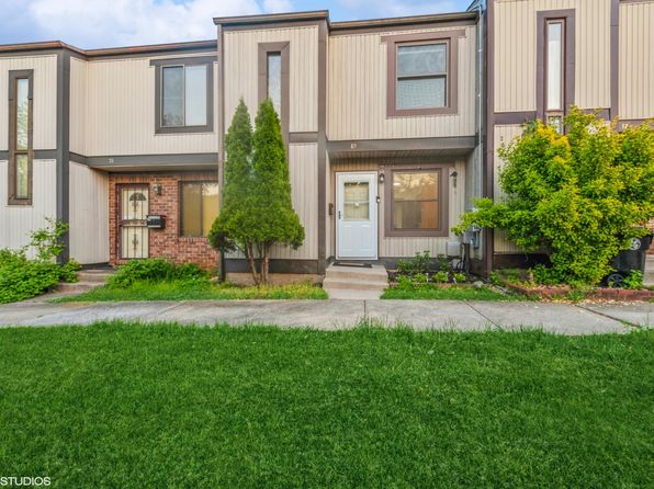 19 Mooring Ct