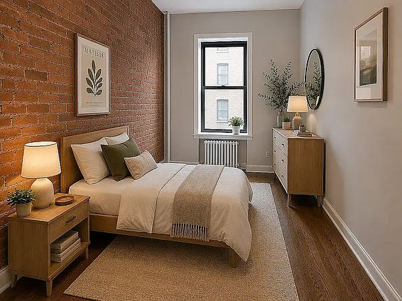 3rd image of 239 W 14th St #3E