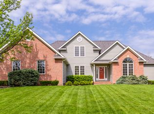 476 Medway Rd, Highland Heights, OH 44143