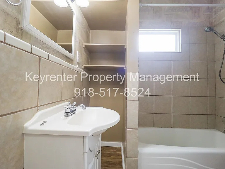 412 N McKinley Ave — Photo 8
