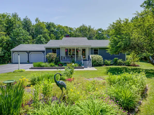 46 Blackberry Lane, Cumberland, ME 04021