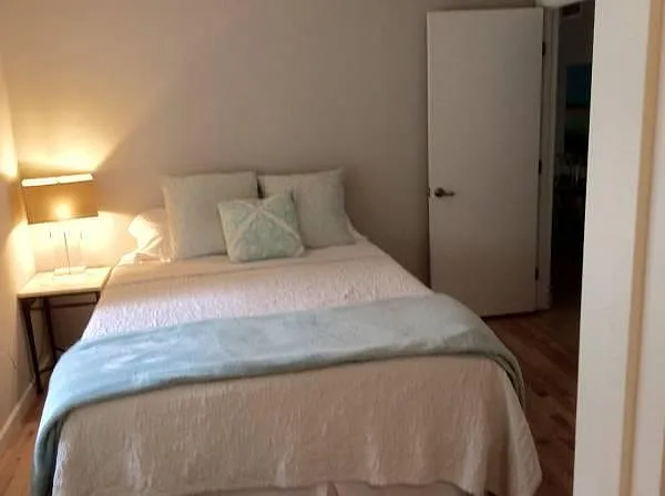 1065 Elkgrove Ave #3 — Photo 5