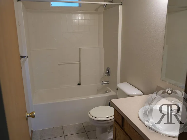 3616 Fairbanks Ave #4 — Photo 9