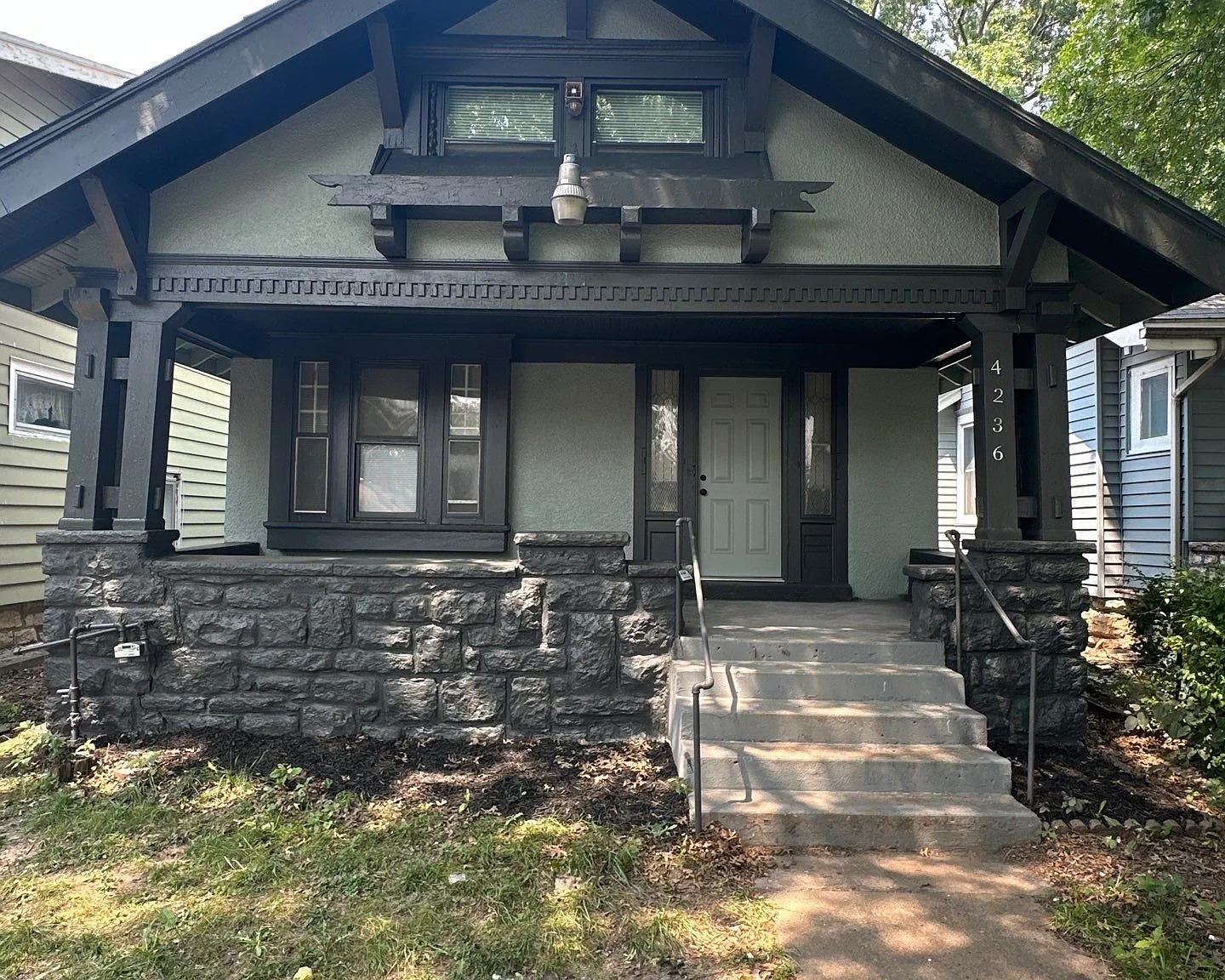 3 bed, 2.0 bath, 1600 sqft, $1,650 — Photo 1
