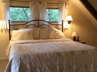 101 Horizon Ln, Berkeley Springs, WV 25411