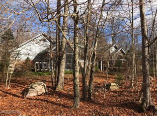 4104 Old Creek Path, Pocono Pines, PA 18350