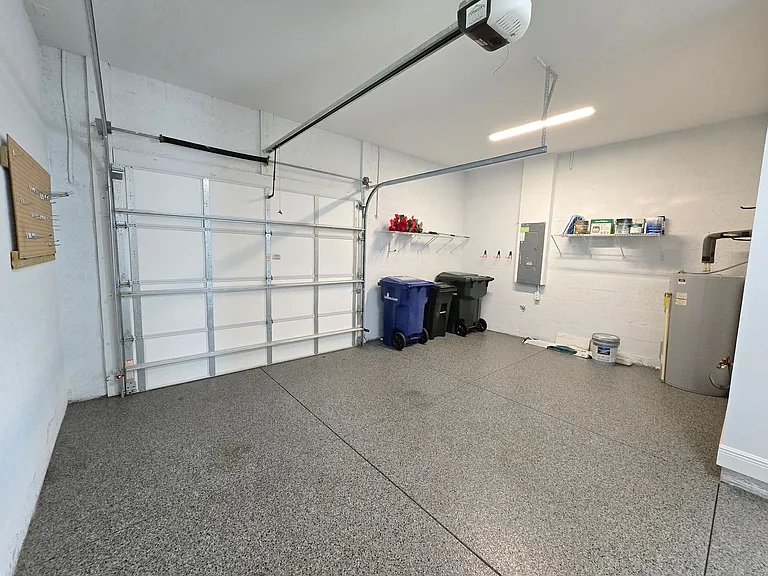 4966 Andrew Ave — Photo 24