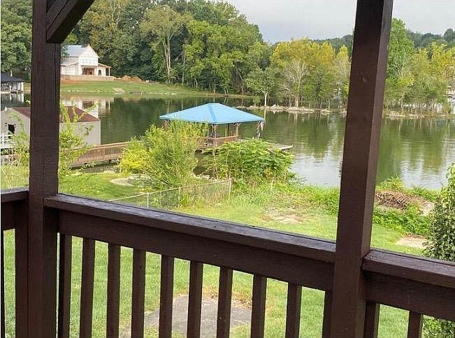 1st image of 4106 Bradford Ln