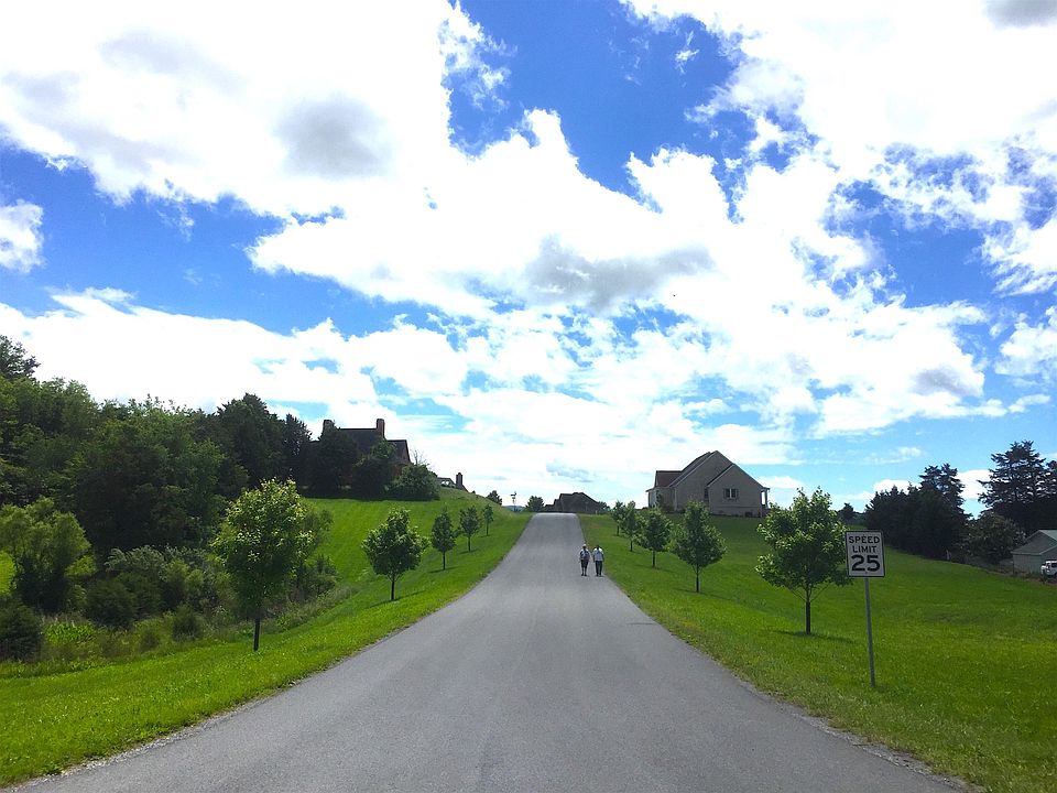 2nd image of Tbd Pinehurst Dr