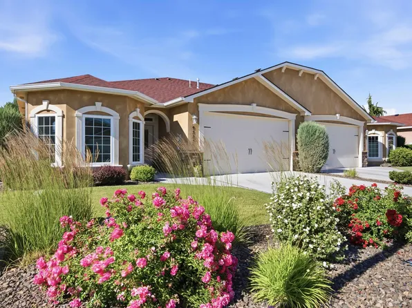 9307 Vincenzo Dr, Pasco, WA 99301