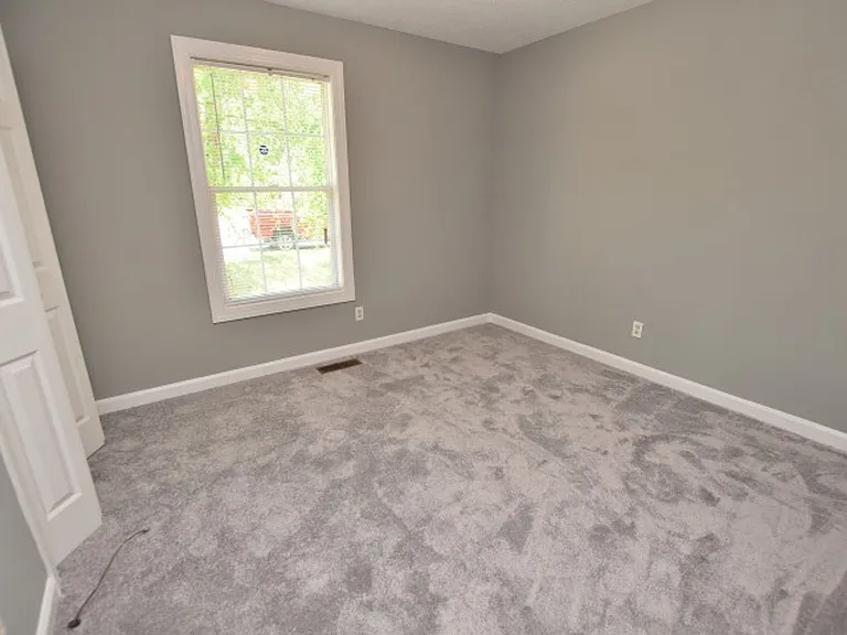 122 Tonya Ct — Photo 12