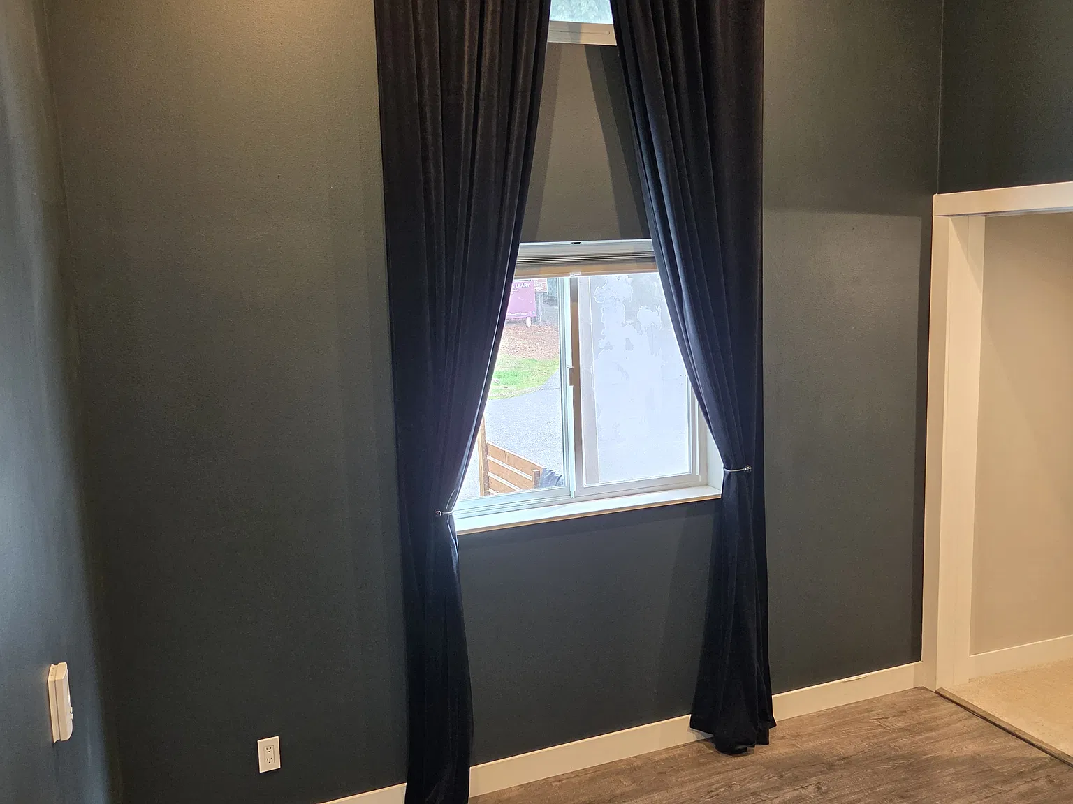2 bed, 1.5 bath, 800 sqft, $2,400 — Photo 4