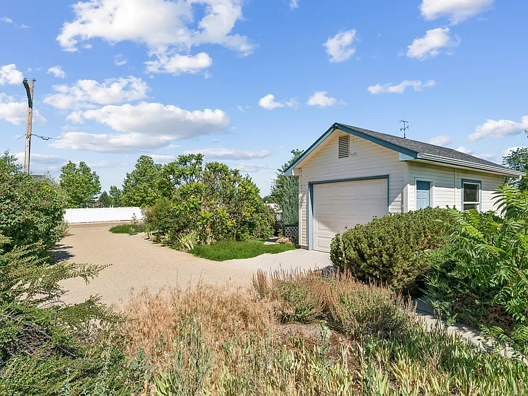 24963 Fox Ridge Dr — Photo 8