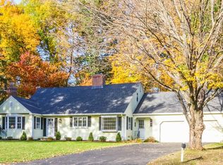 22 Fairhill Dr, Longmeadow, MA 01106