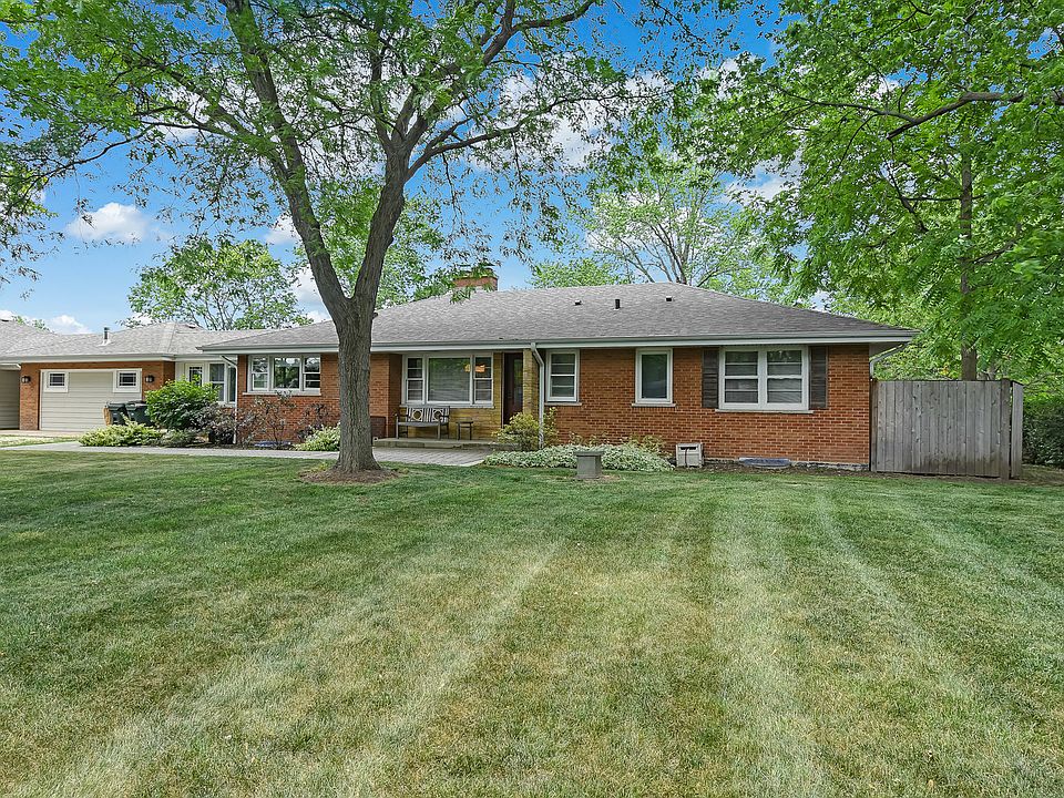 1st image of 1200 N Oakridge Ct