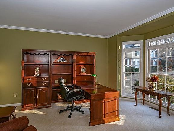 3rd image of 5005 Streamview Ct