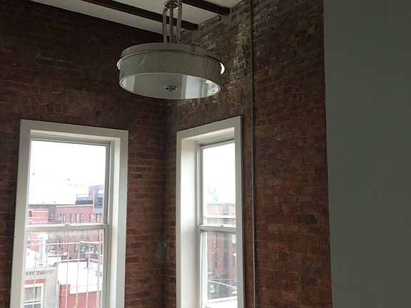 4th image of 1240 Union St APT 4A
