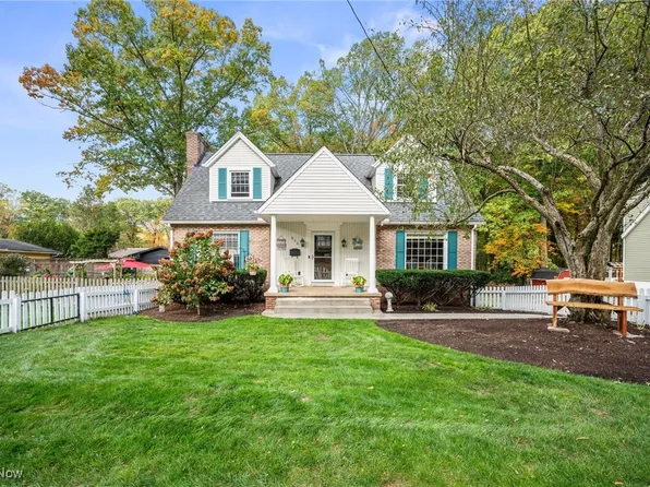 850 Cliffside Dr, Akron, OH 44313