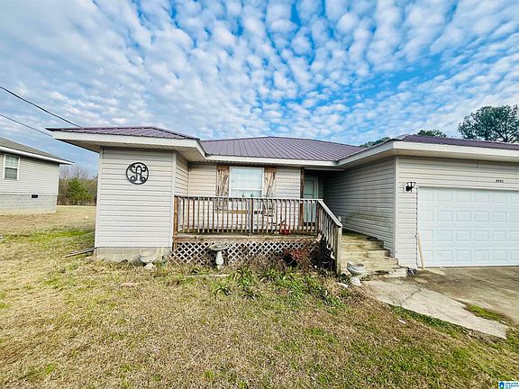 2nd image of 4985 Lakeplace Rd