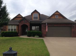 4610 E 143rd St S, Bixby, OK 74008