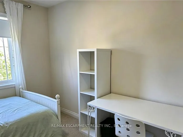 6 Chestnut Dr #9 — Photo 9