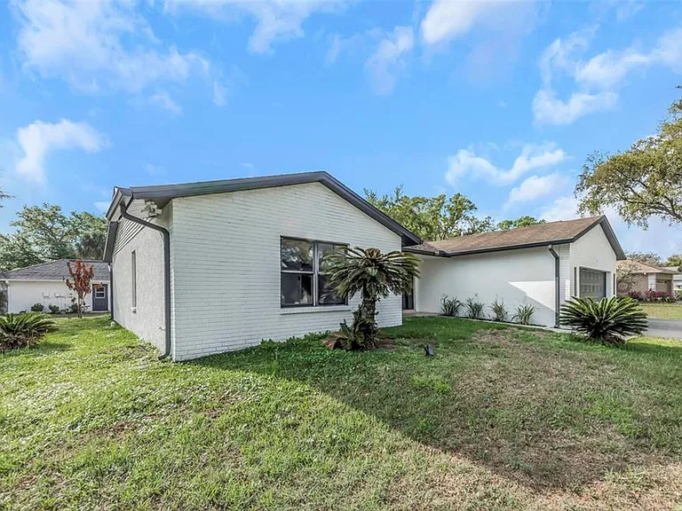 4030 Fieldgreen Pl — Photo 37