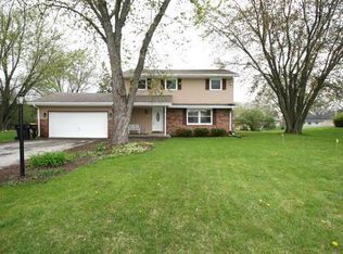 8080 N Edge O Woods Dr, Brown Deer, WI 53223