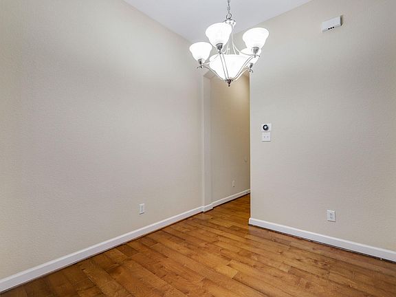 4th image of 8716 Iron Horse Dr
