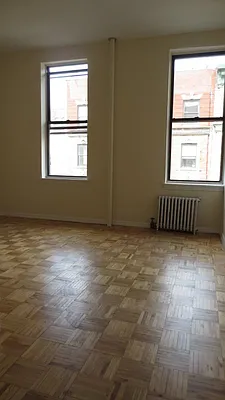 Rented by Bohemia Realty Group | media 6