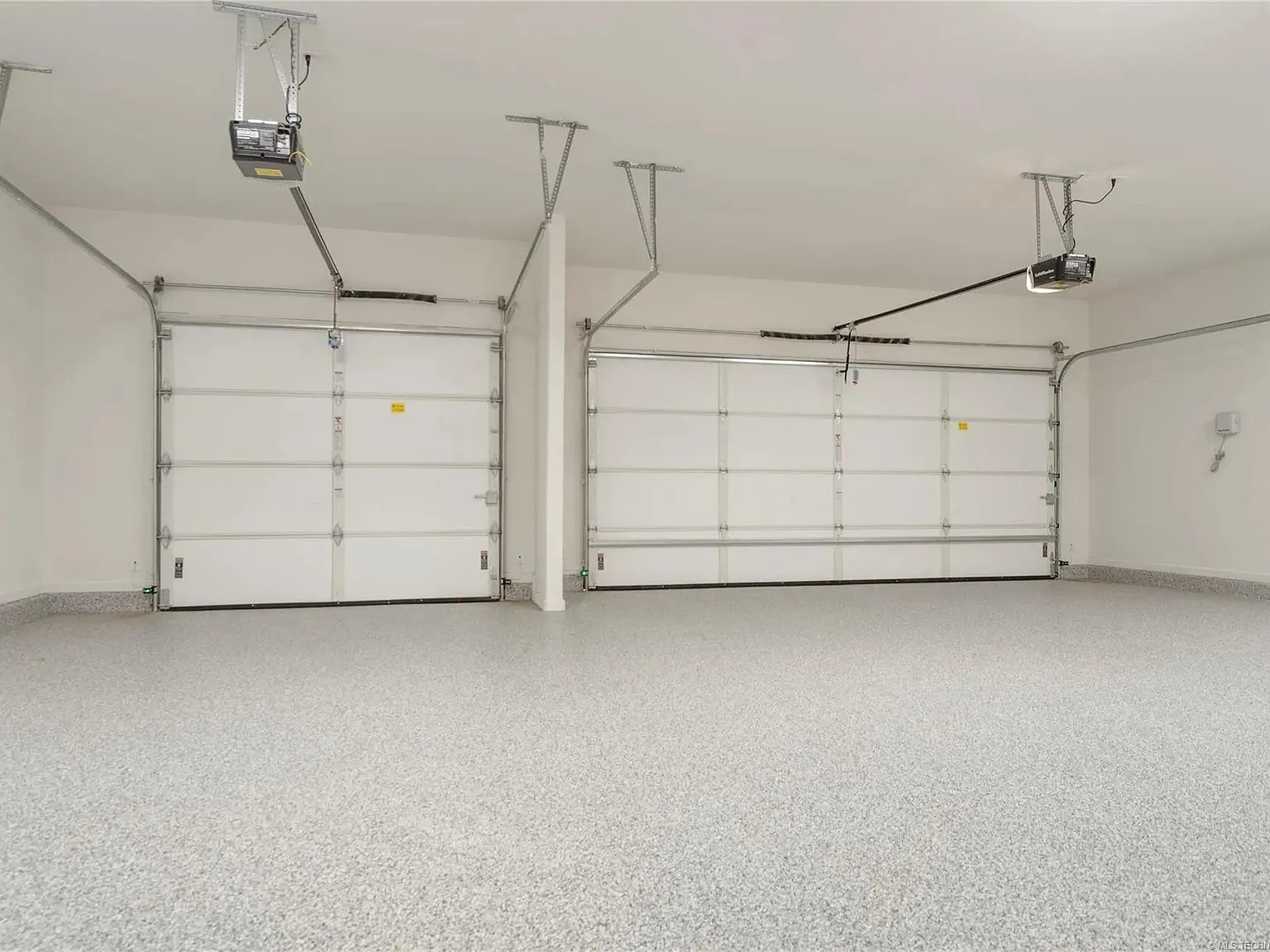 3 bed, 2.5 bath, 2500 sqft, $3,450 — Photo 4