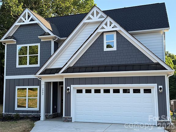 2nd image of 2902 Sweetgrass Ln