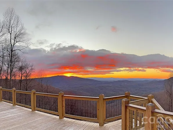 155 Wrenlock Dr, Marion, NC 28752