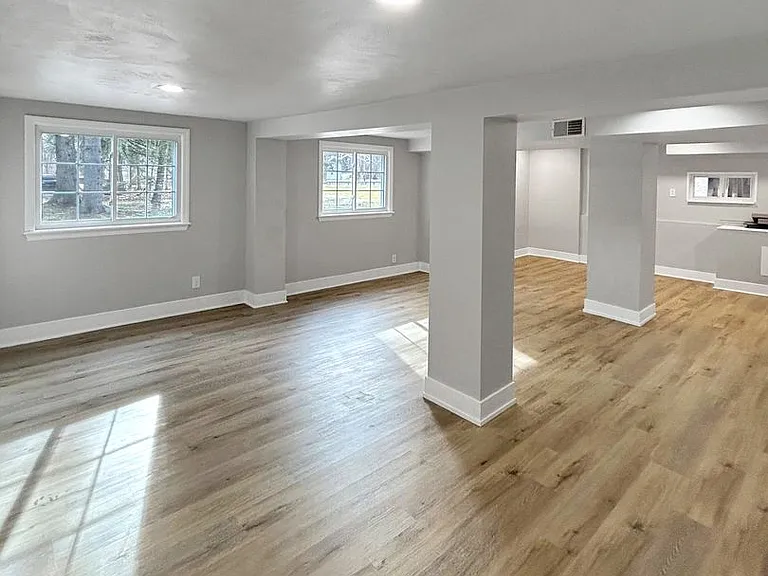 62 Noblestown Rd — Photo 25