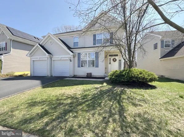 66 Seneca Ln, Bordentown, NJ 08505